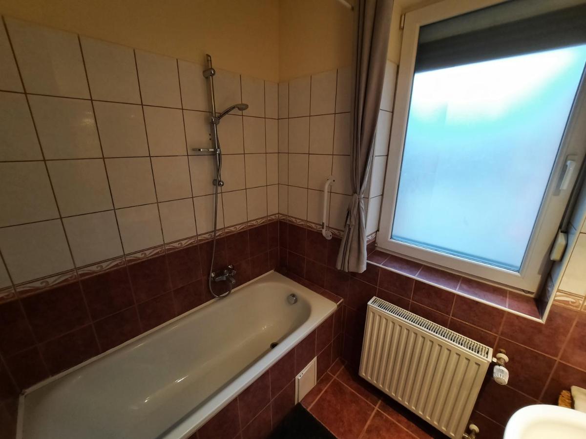 ハイデゥソボスローBoroka Apartmanアパートメント エクステリア 写真